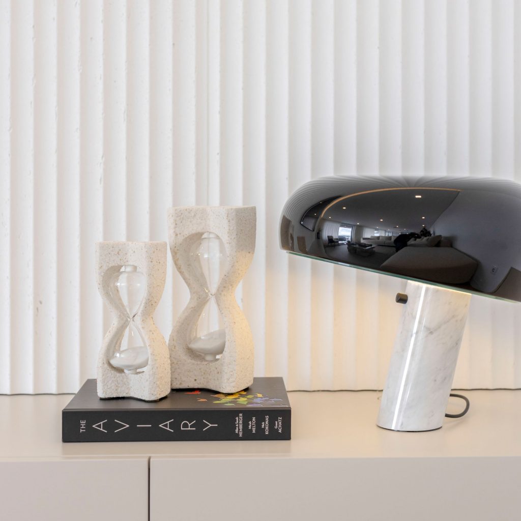 Materiais de acabamento aplicados num projeto de design de interiores.