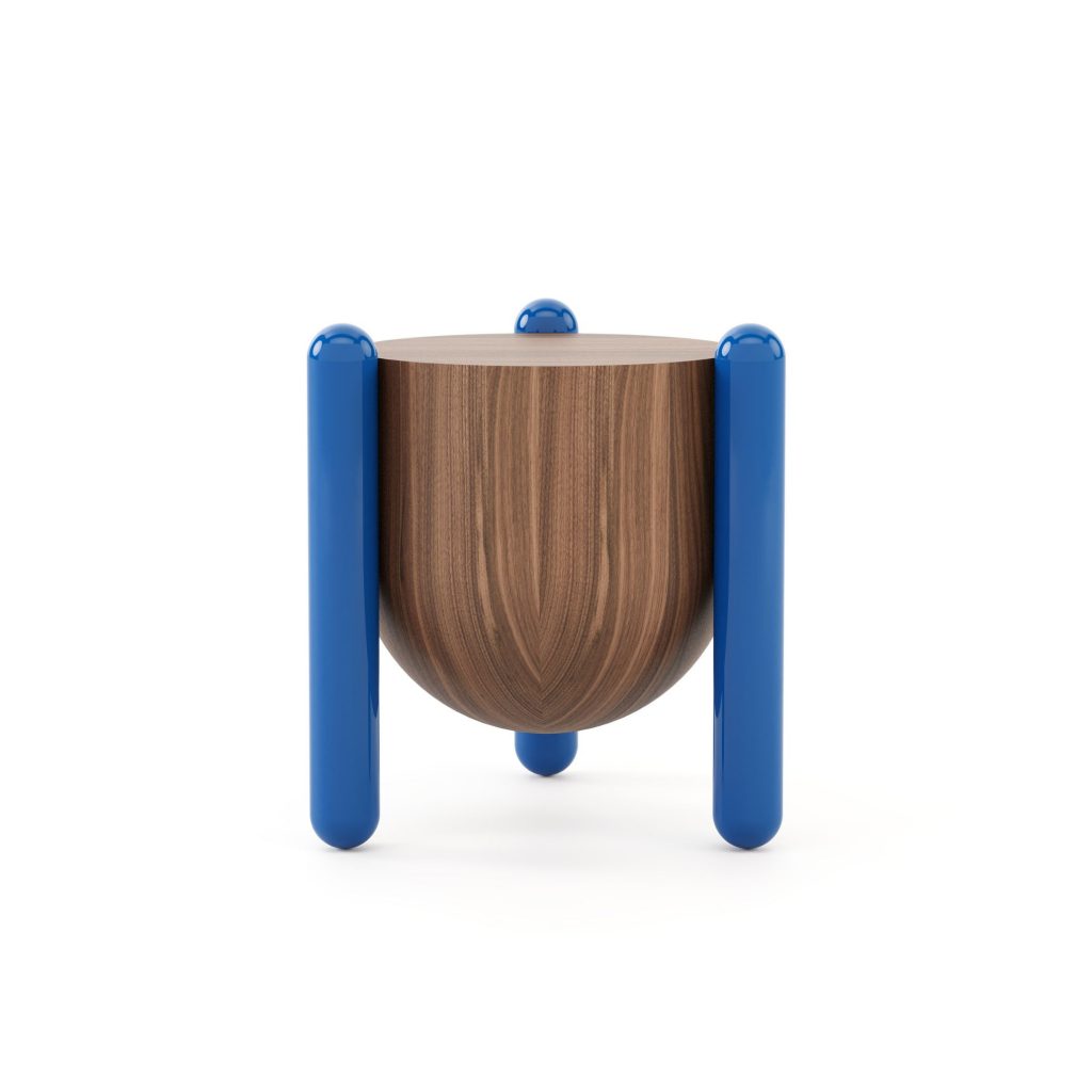 Mesa de apoio galeria, uma peça artística distintiva e elegante.